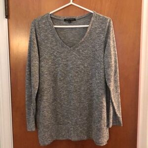 Heather black/gray/white v-neck sweater size small.